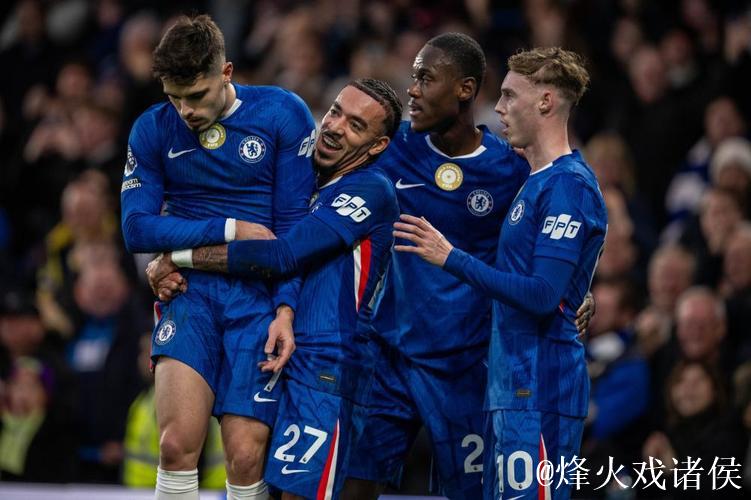 古斯托传射帕尔默破门 切尔西2-0胜埃弗顿 古斯托传射帕尔默破门 切尔西2-0胜埃弗顿