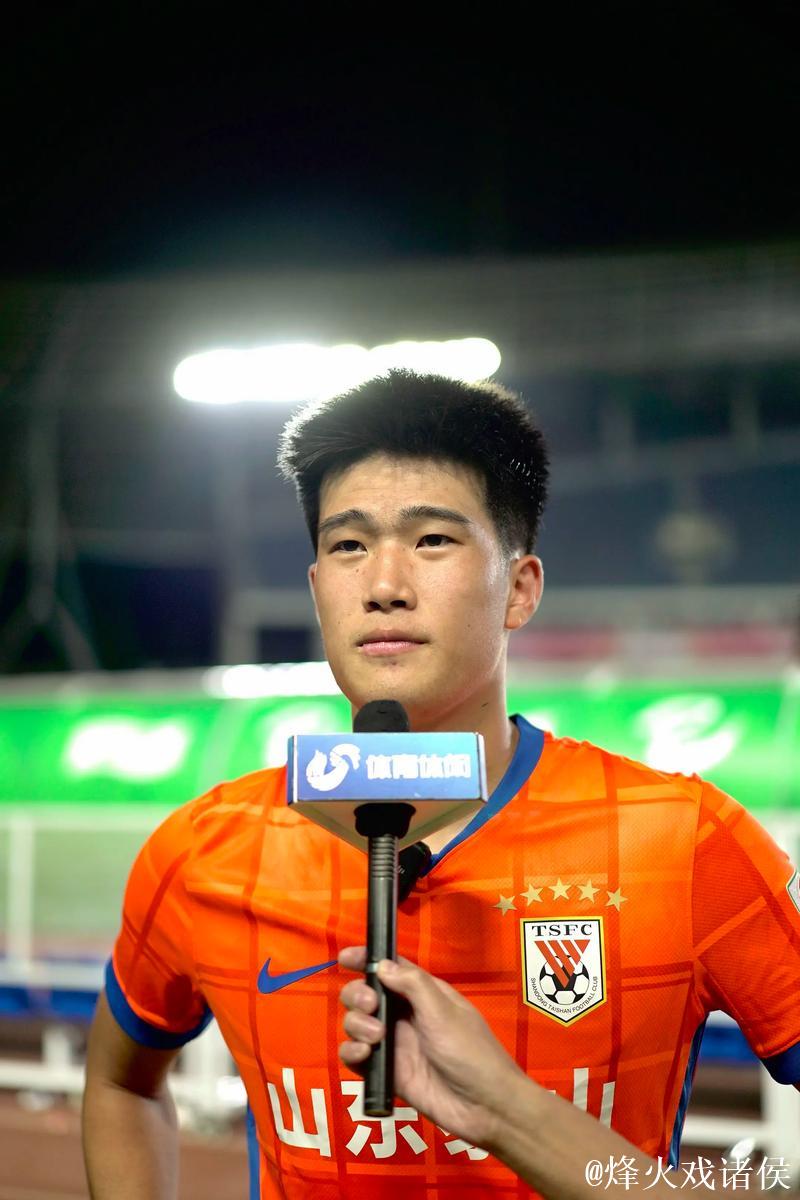 官方：山东泰山B队彭啸当选中乙年度最佳青年球员